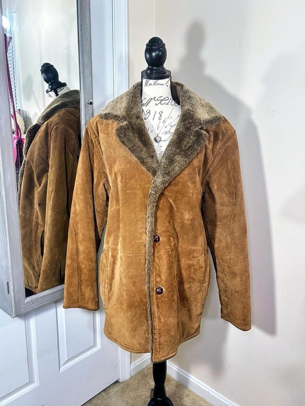 Vintage Robert Comstock RC Expedition brown suede leather jacket
